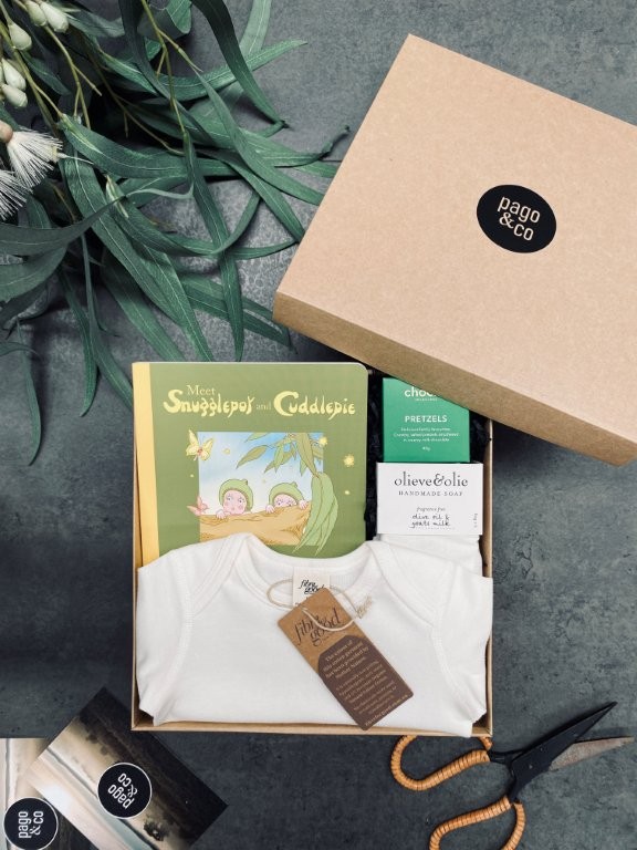 pago-the_gumnut_gift-gift_box pago-the_gumnut_gift-gift_box