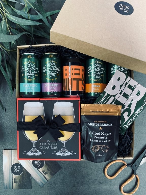 pago-cheers_to_beers-gift_box pago-cheers_to_beers-gift_box