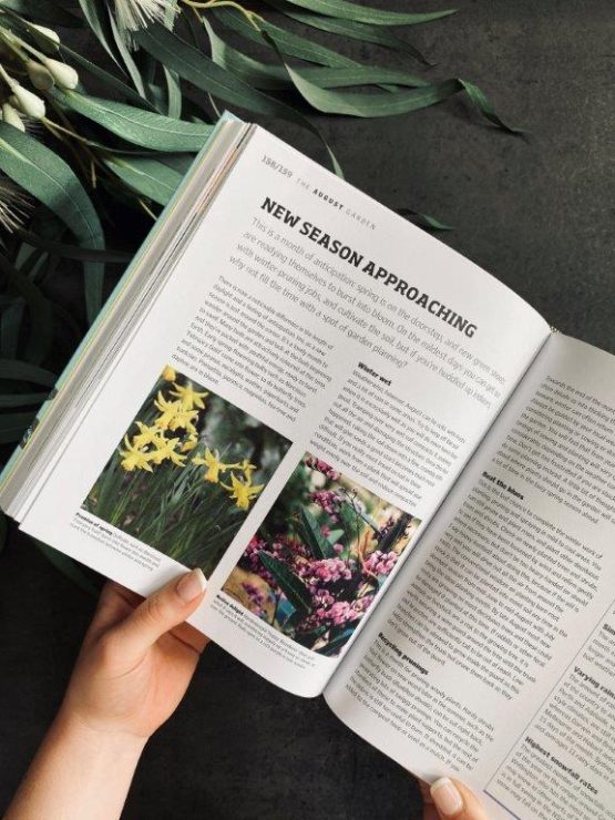 Books - Gardening Through The Year In Australia - Image 2
