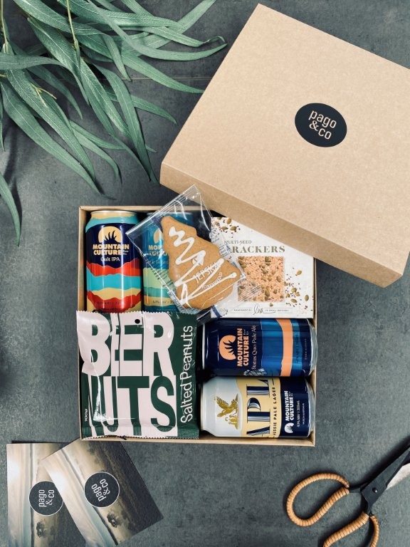 pago-merry__and_bright_brew-gift_box1