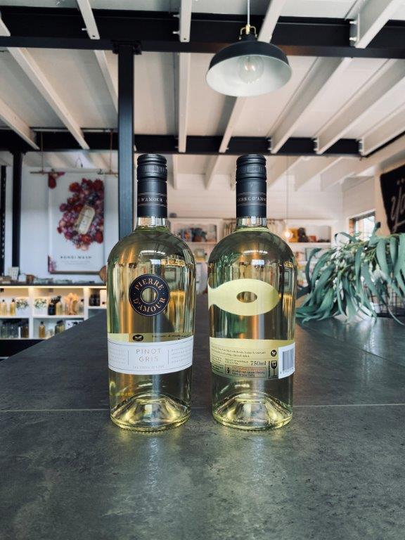 pago-pierre-d'amour_pinot_gris-750ml-bot