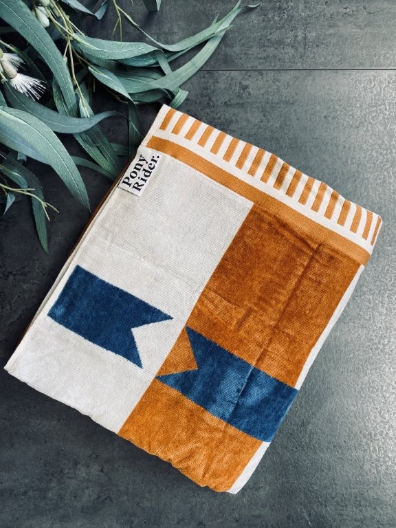 pago-pony-rider-canyon_river_large_towel-natural_blue pago-pony-rider-canyon_river_large_towel-natural_blue