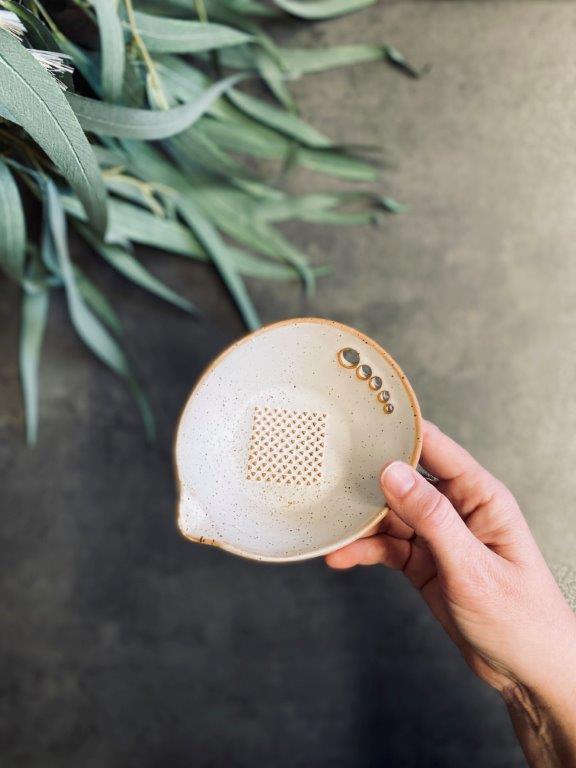 Francis Ceramic Grate/Serve Dish (13x10cm)