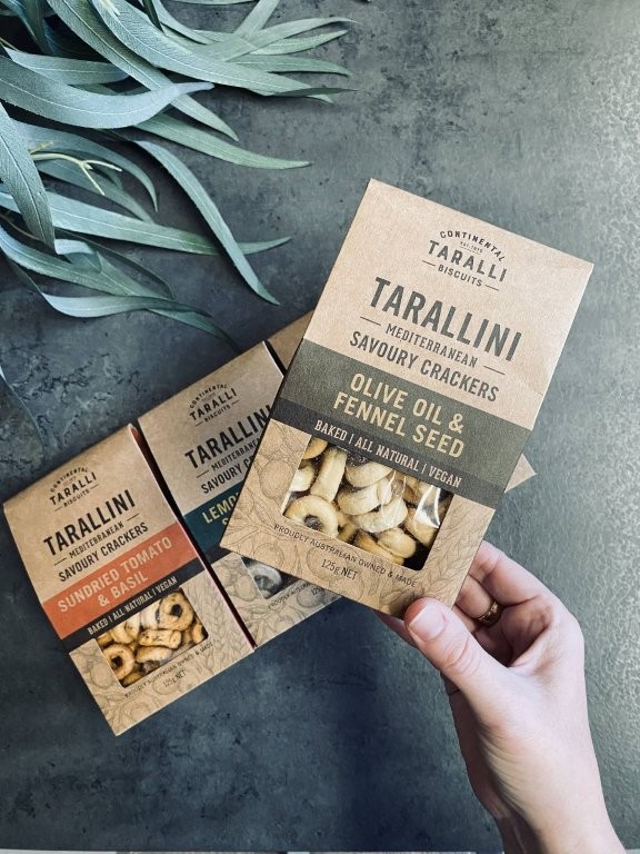 Continental Tarallini Biscuits - Savoury Crackers, Olive Oil and Fennel Seed (125g)