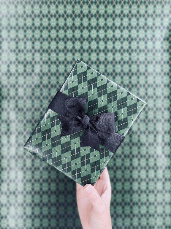 Signature Xmas Green Wrapping Paper (No Charge) - Image 3